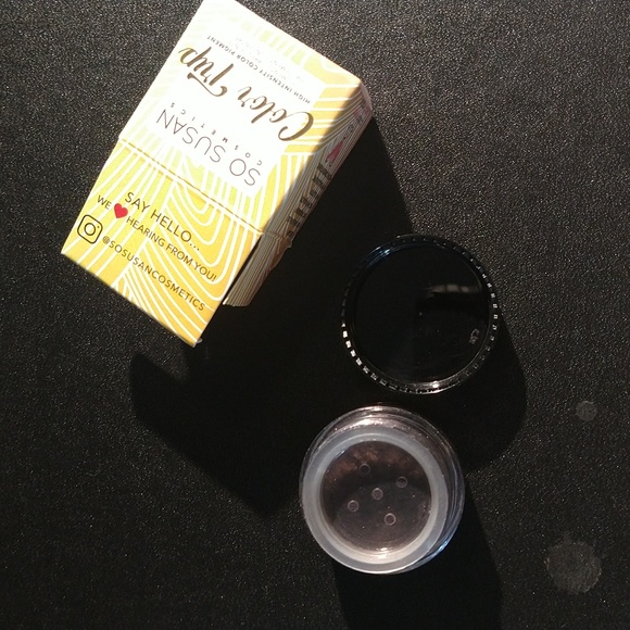 6/$15 HOST PICK So Susan Color Trip High-Intensity Color Pigment - Picture 4 of 8